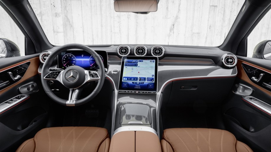 The interior of the 2023 Mercedes-Benz GLC