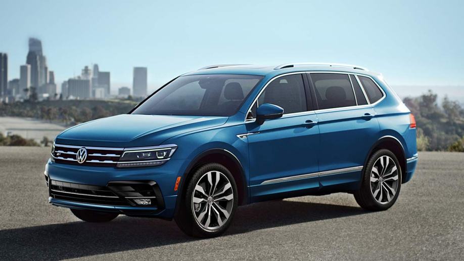 2020 Volkswagen Tiguan in blue.
