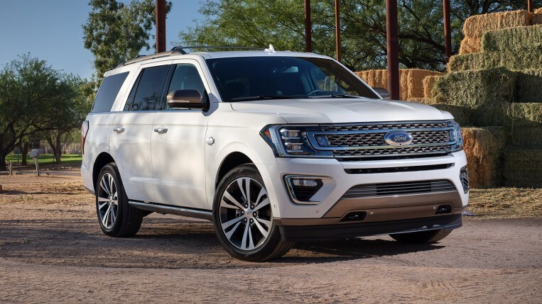 2022 Ford Expedition MAX in white.