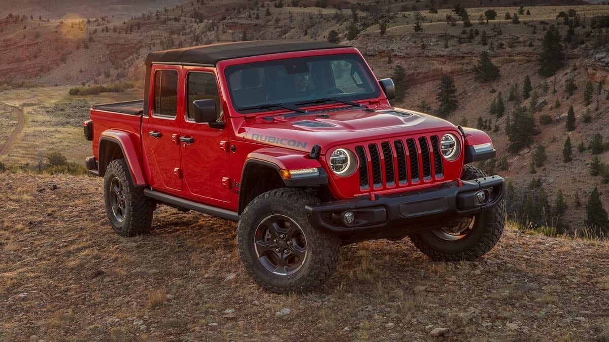 2023 Jeep Gladiator Rubicon in red.