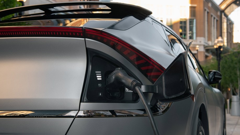 2022 Kia EV6 fast charging