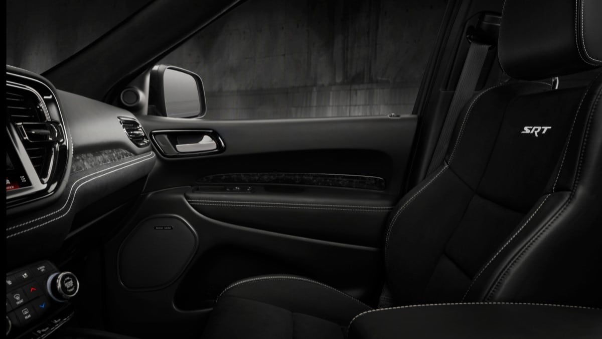 The interior of the Dodge Durango Hellcat