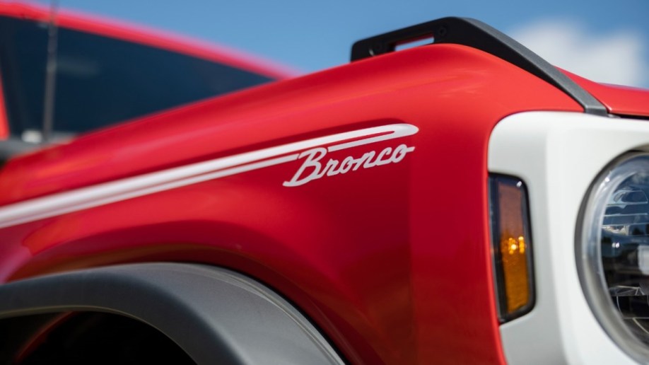 A closeup of the "Bronco" script on the front fender of the 2023 Ford Bronco Heritage Edition.