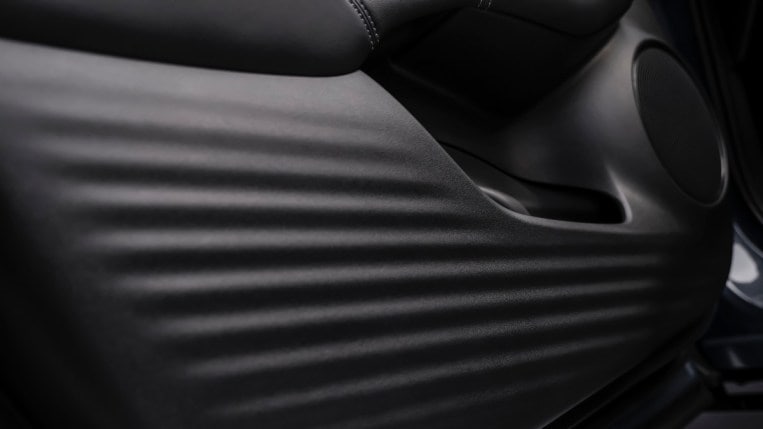 2023 Honda HR-V EX-L door panel