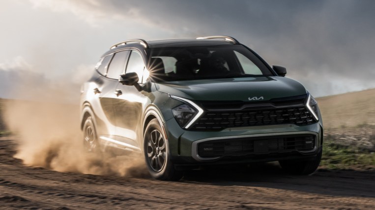 2023 Kia Sportage X-Pro off-roading