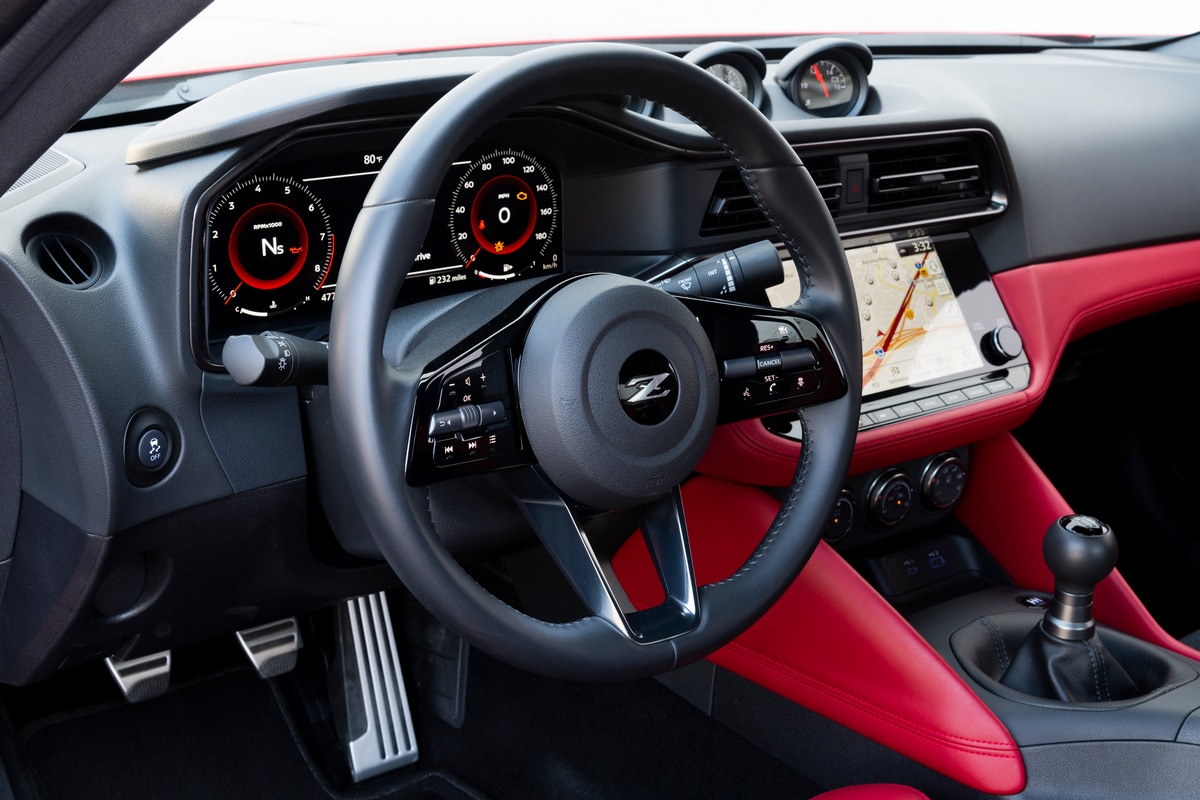 2023-nissan-z-performance-red-22