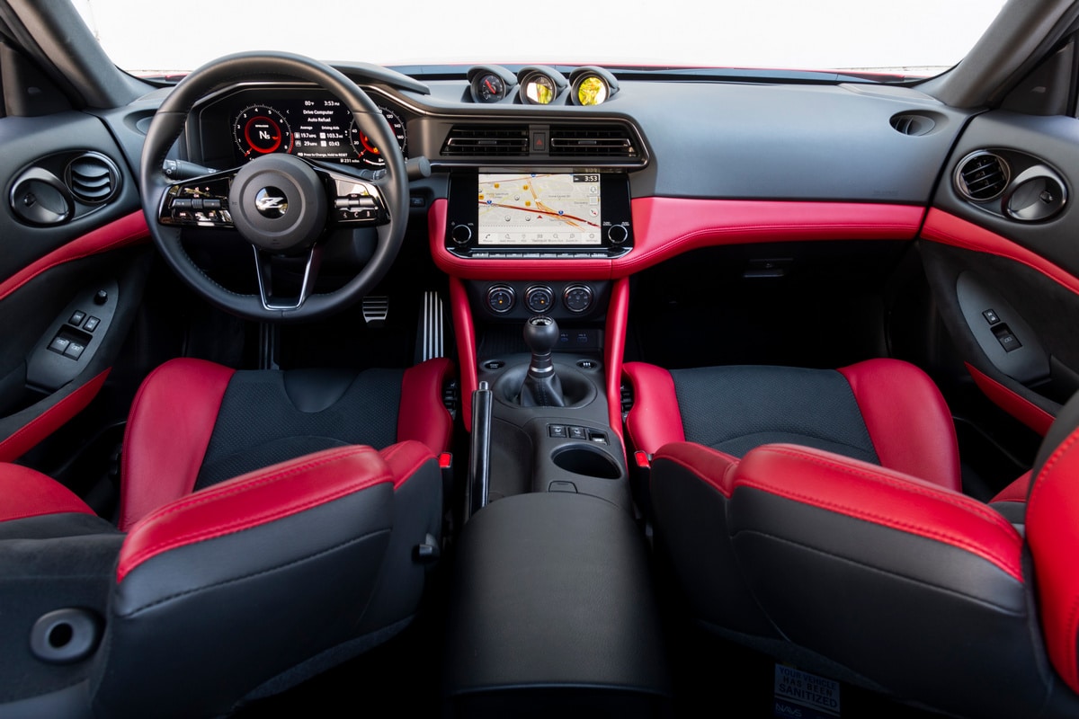 2023-nissan-z-performance-red-23