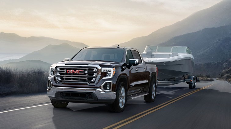 2022-gmc-sierra-1500-ltd-towing