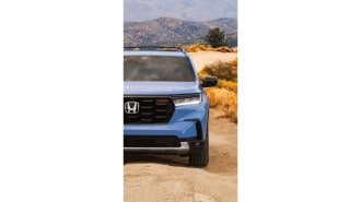 The 2023 Honda Pilot Trailsport seen from head on