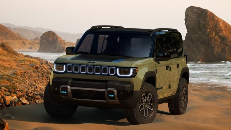 The 2024 Jeep Recon seen from head-on