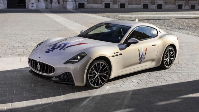 The 2024 Maserati GranTurismo from an overhead front quarter angle