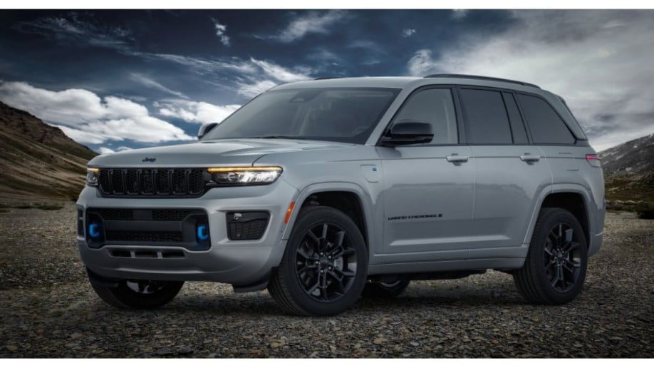 The 2023 Jeep Cherokee $xe 30th anniversary edition