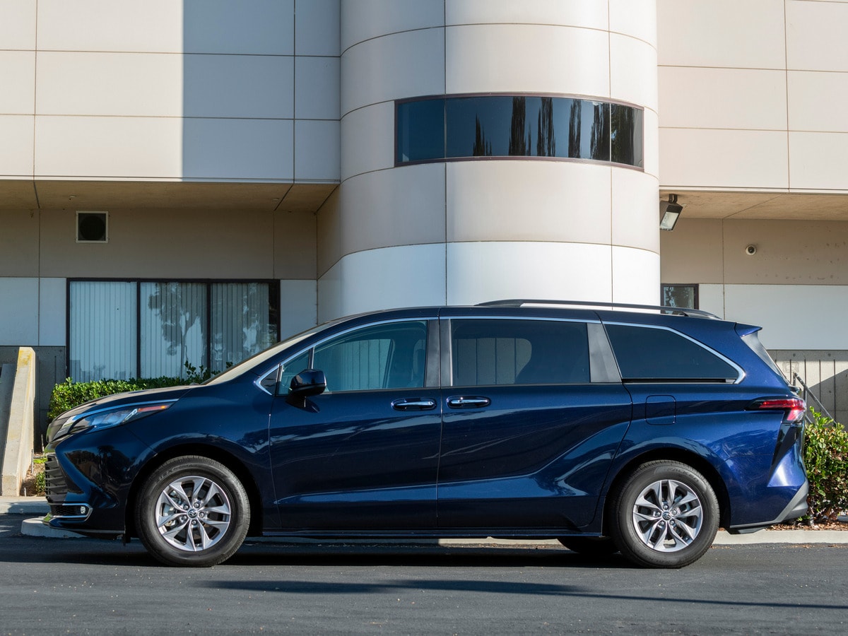 2022 Toyota Sienna XLE