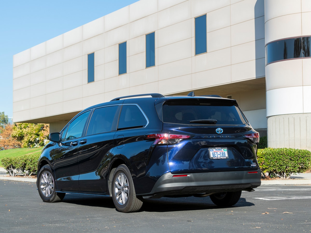 2022 Toyota Sienna XLE