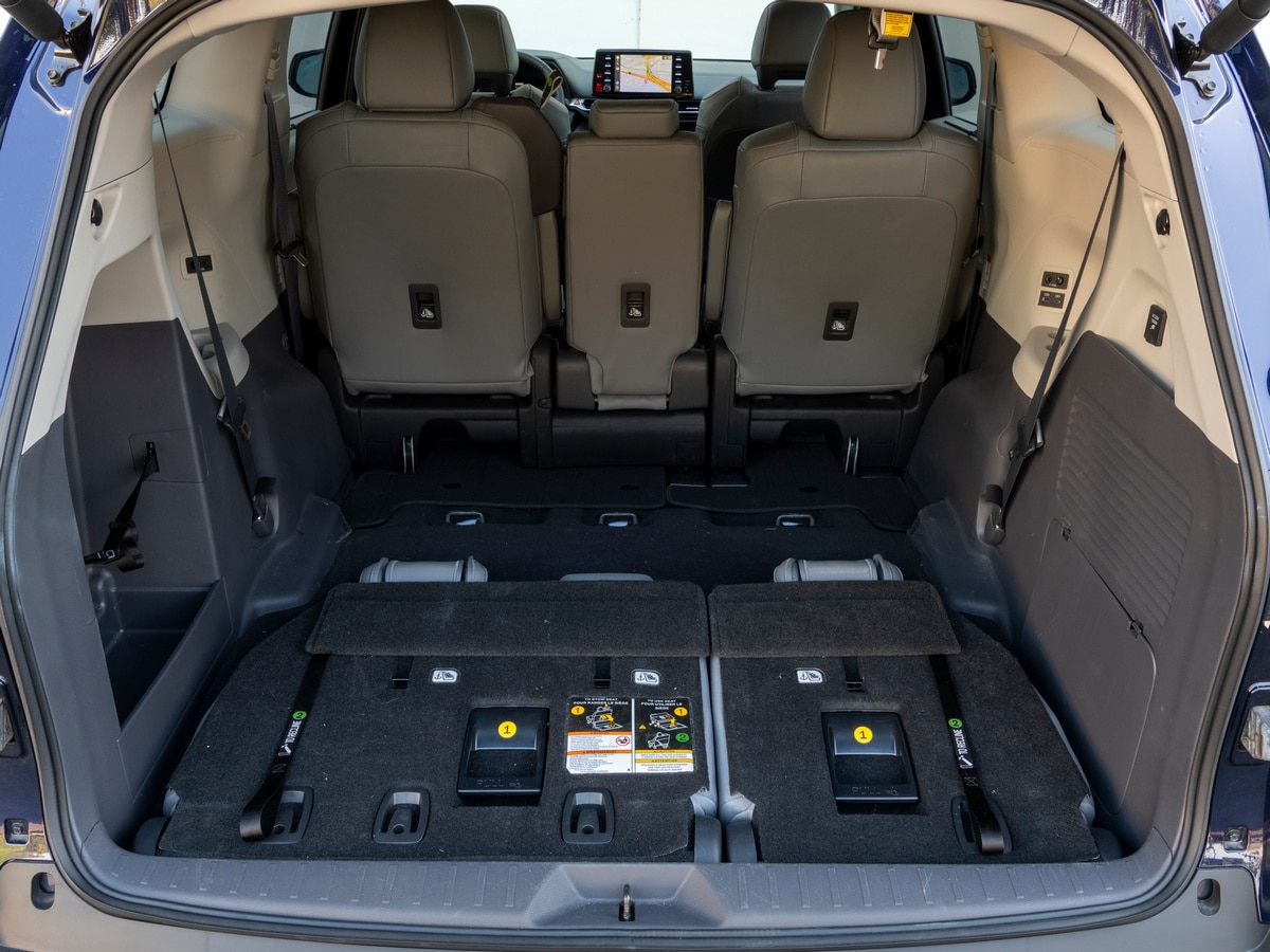 2022 Toyota Sienna XLE