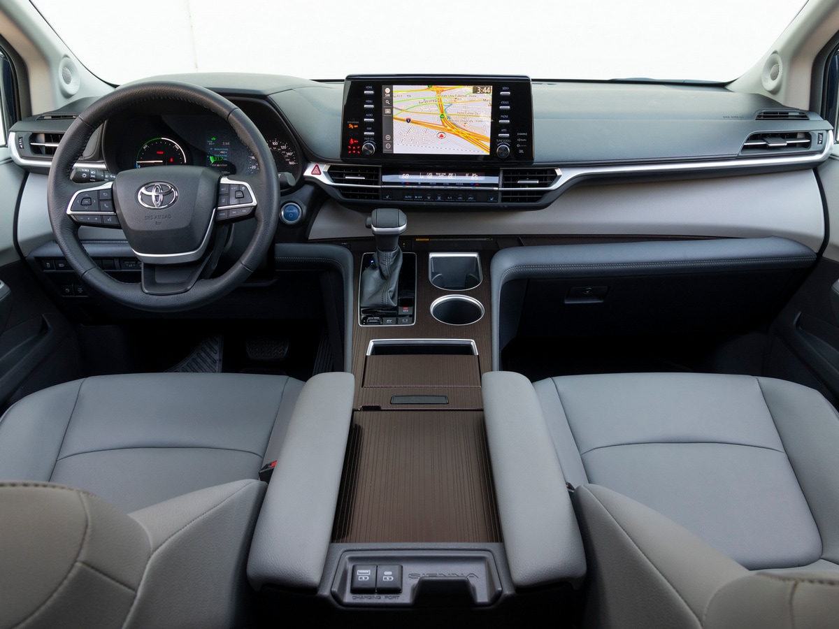 2022 Toyota Sienna XLE