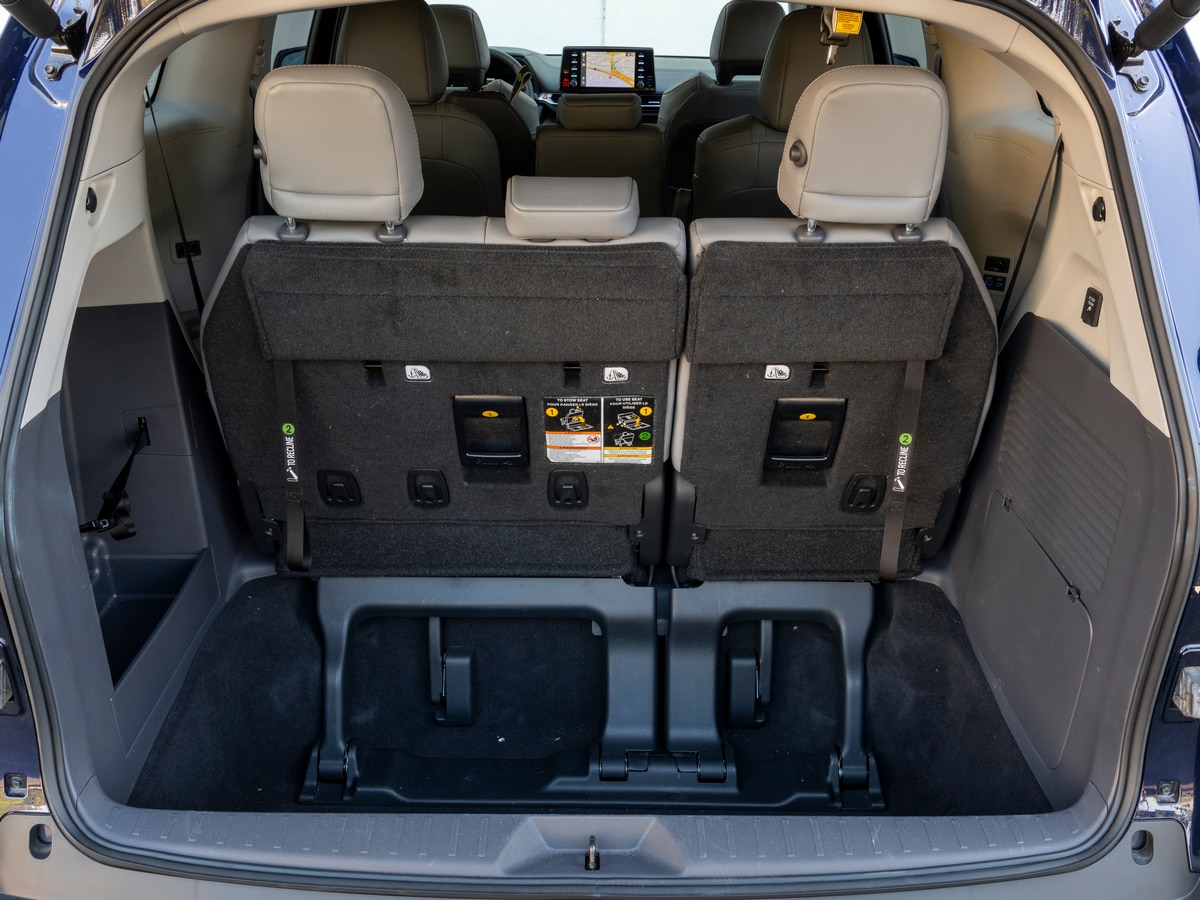 2022 Toyota Sienna XLE