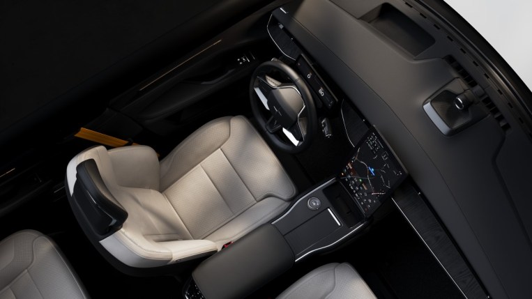 The cabin of the 2023 Polestar 3