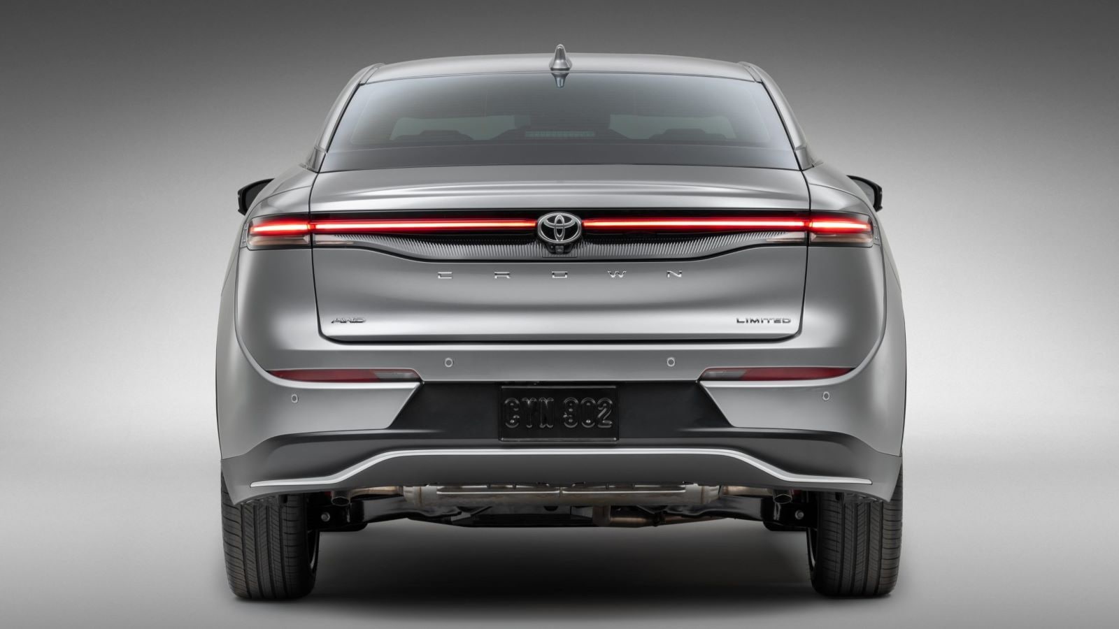 2023 toyota crown price reviews pictures more kelley blue book