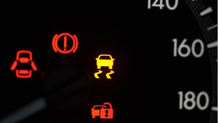 traction control warning light