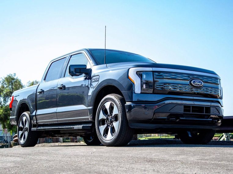 2022 Ford F-150 Lightning