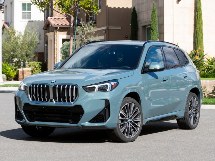 2025 Suvs Under 35k Near Me