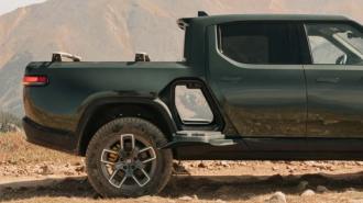 2022 Rivian R1T Gear Tunnel