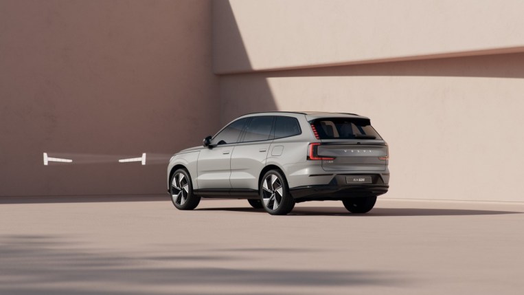 The 2024 Volvo EX90 seen from a rear quarter angle