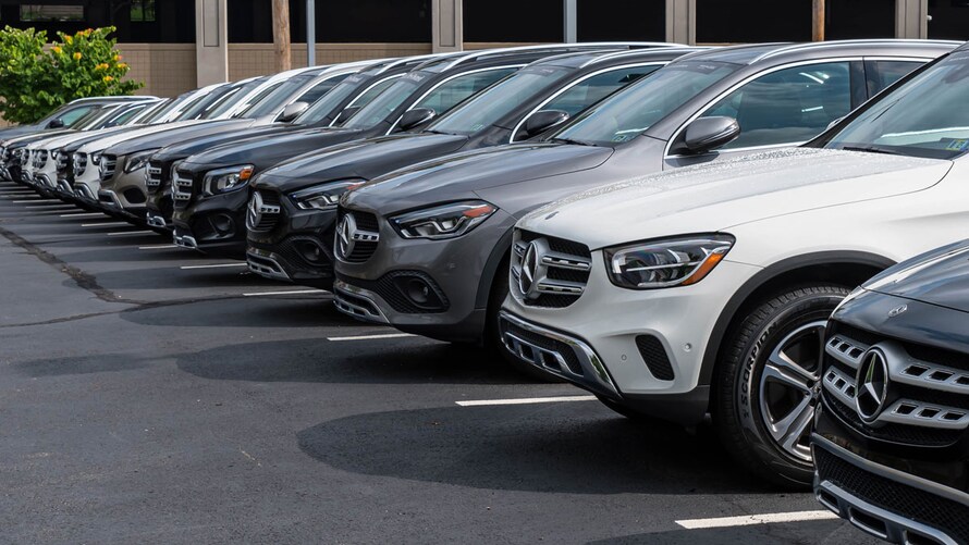 Average New Car Price Tumbling Kelley Blue Book