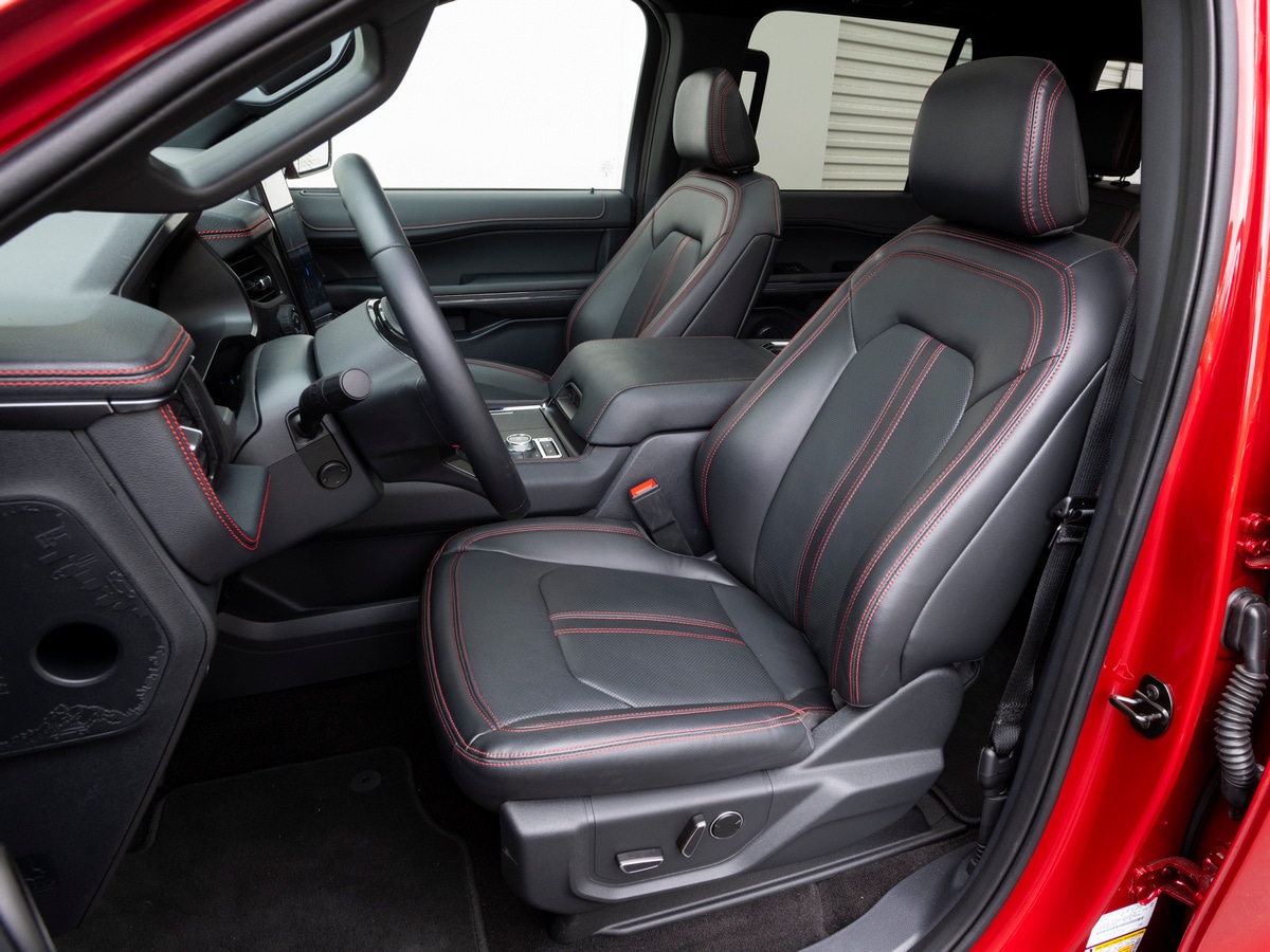 2022 Ford Expedition front seats