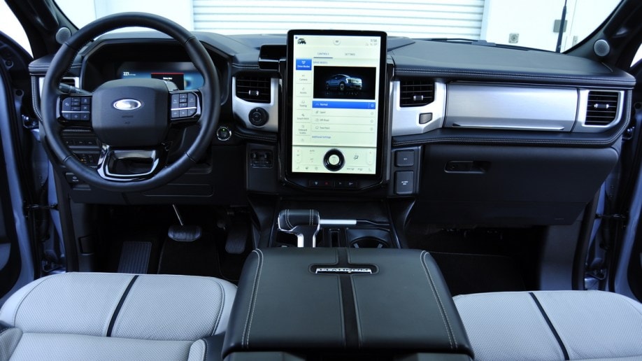 2022 Ford F-150 Lightning interior dash