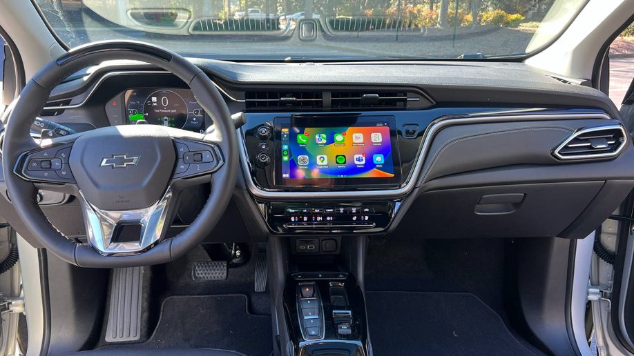 2023 Chevrolet Bolt EUV interior dash