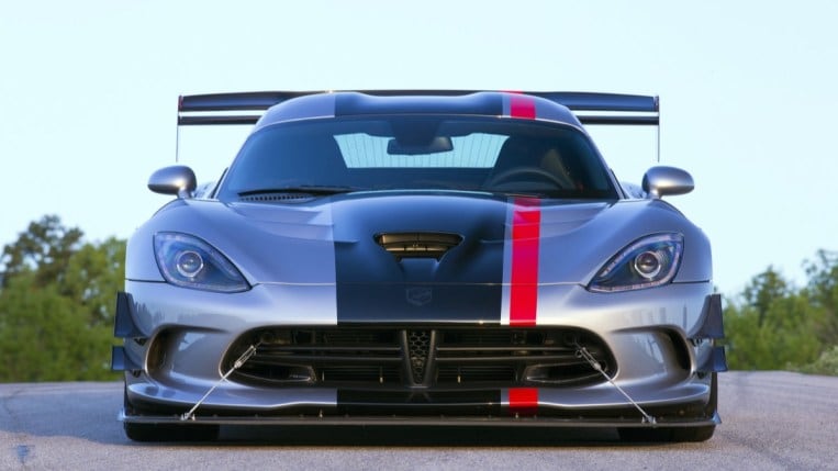 The 2017 Dodge Viper ACR seen from head on