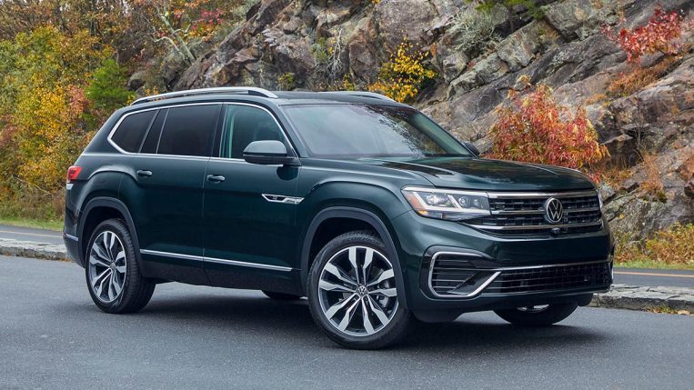 2023 Volkswagen Atlas in blue. 
