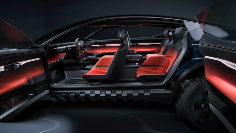 The cabin of the Audi Activesphere concept