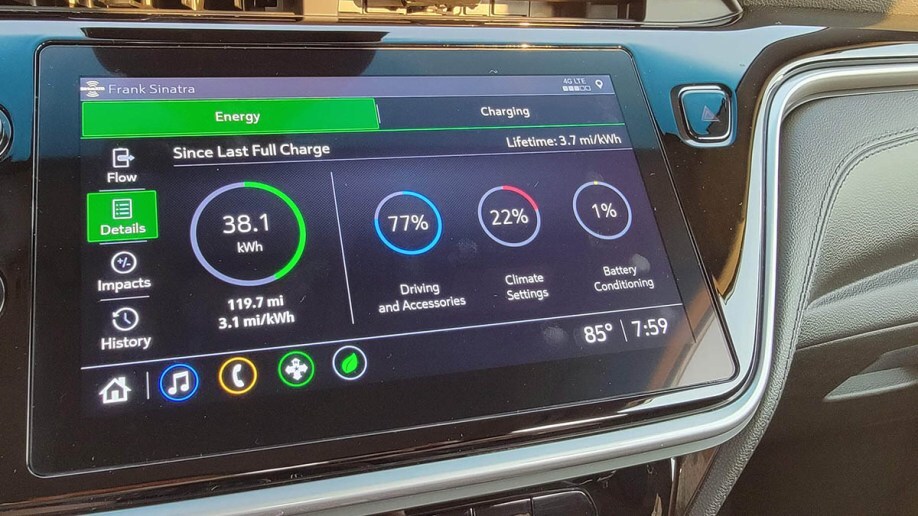 2022 Chevrolet Bolt battery details info screen.