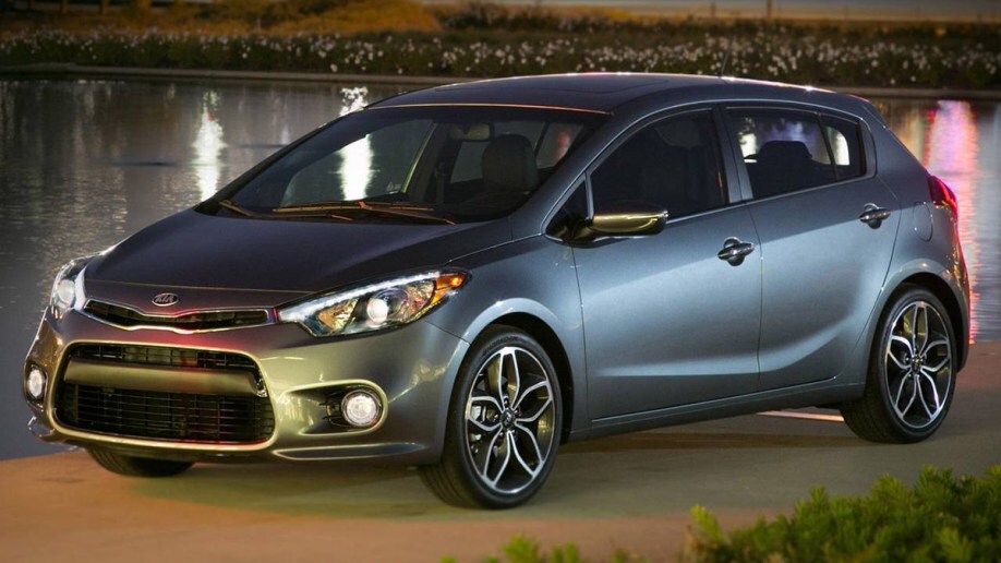 2015 Kia Forte5 in dark grey