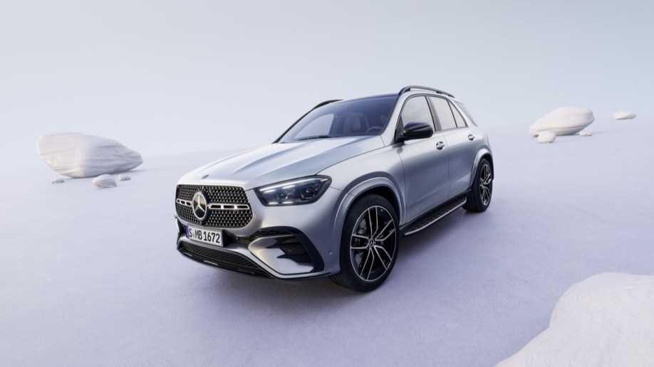 The 2024 Mercedes-Benz GLE seen from a front quarter angle