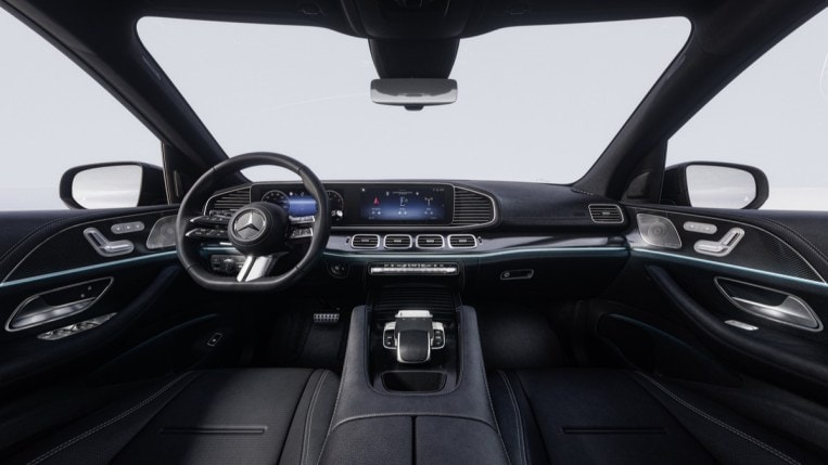 The cabin of the 2024 Mercedes-Benz GLE