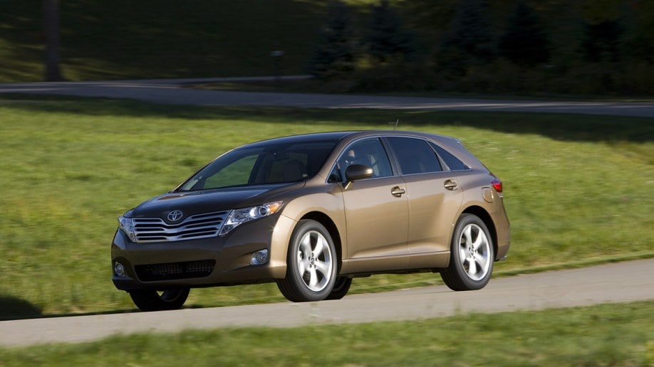 10 Best Used Cars Under $10,000 - Kelley Blue Book