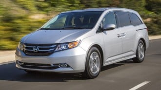 2016 Honda Odyssey in silver
