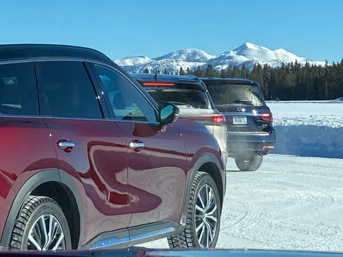 2023 Infiniti QX60 snow demo.