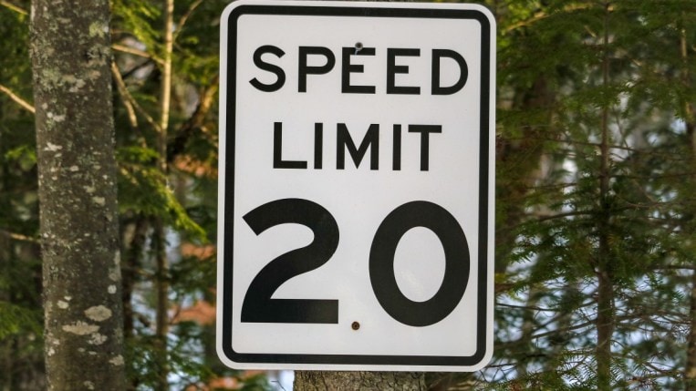  20 mph speed limit sign