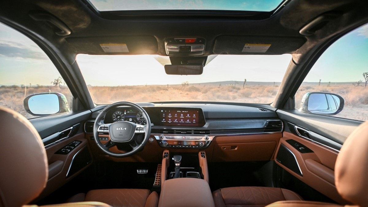 The interior of the 2023 Kia Telluride SX-Prestige X-Pro