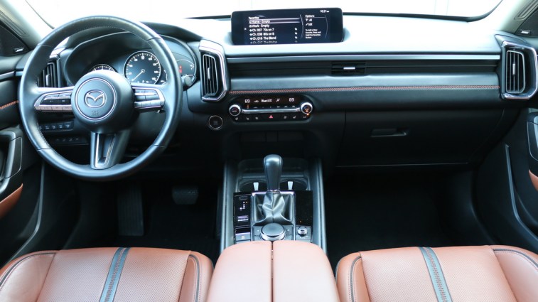 2023 Mazda CX-50 front cabin.