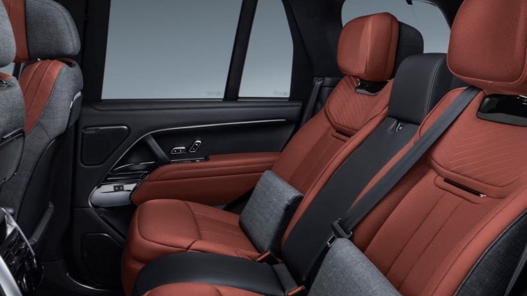 An interior color option in the 2024 Range Rover SV Bespoke program