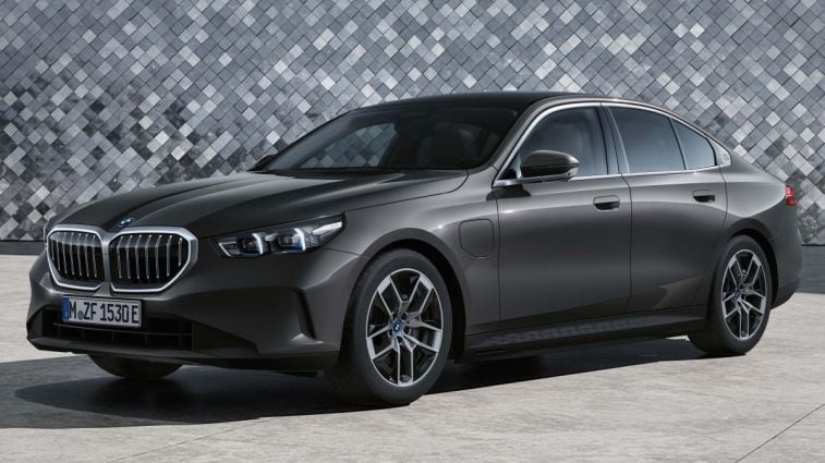 Front view of the 2024 BMW 5 Series luxury sedan