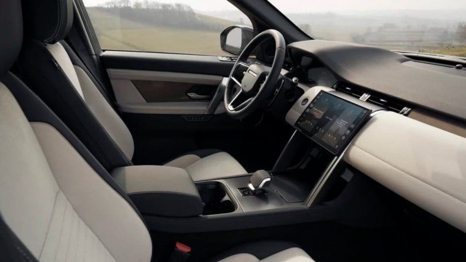 The interior of the 2024 Discovery Sport