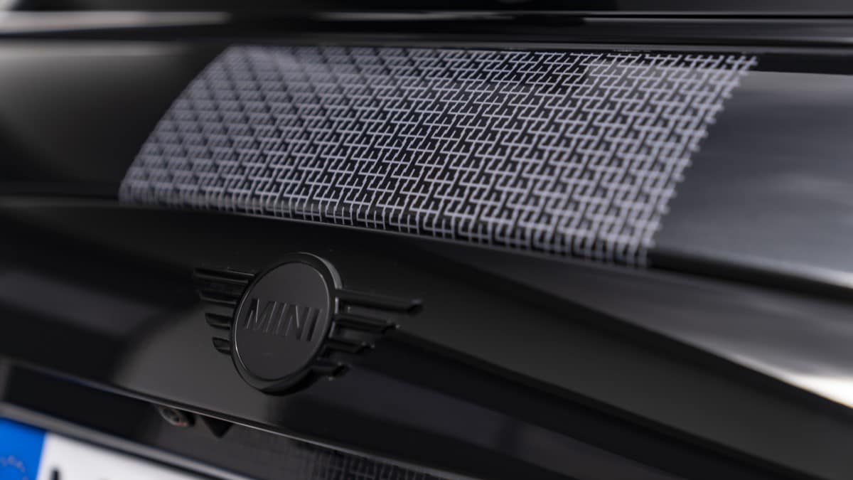 The stripe of the Mini Cooper 1to6 Edition seen up close