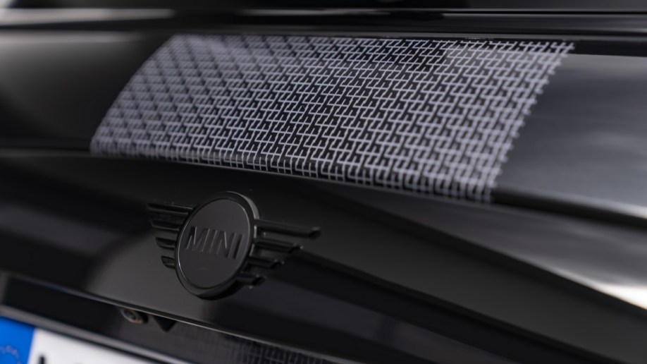 The stripe of the Mini Cooper 1to6 Edition seen up close